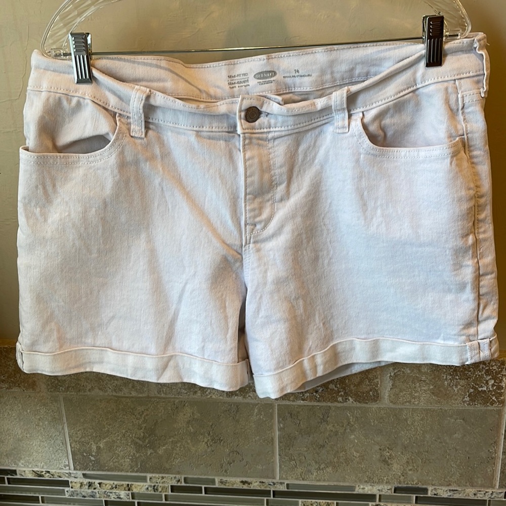 Old Navy Women’s Size 14 White Jean Shorts